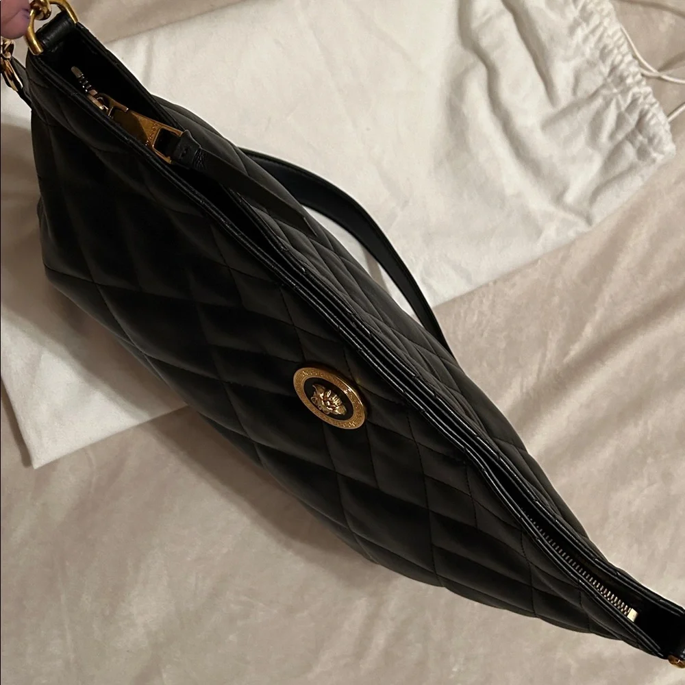 Versace Borsa Nappa Trapuntata Black Quilted Leather Shoulder Bag - Like NEW!